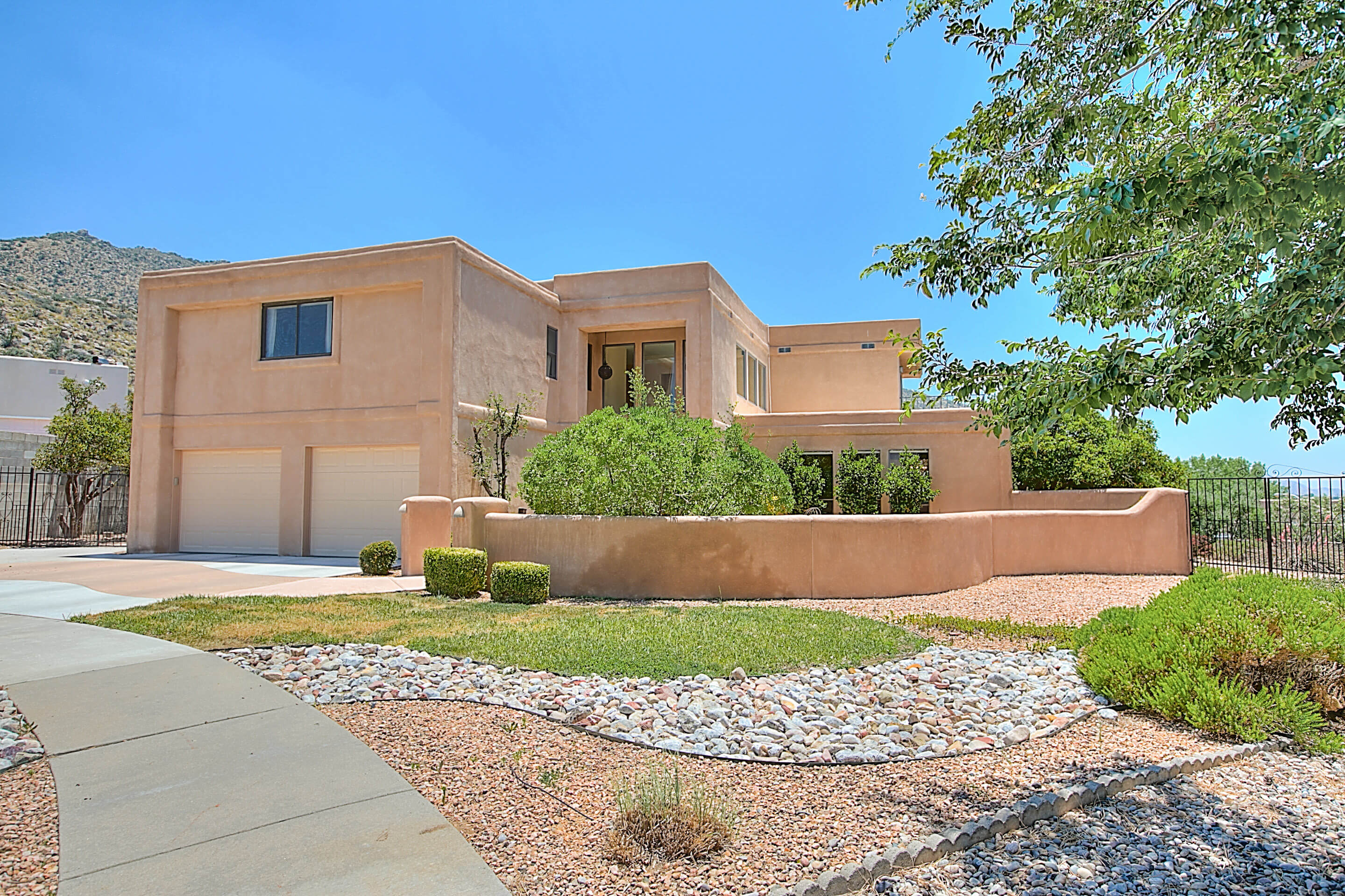 Far Northeast Heights Real Estate in Albuquerque